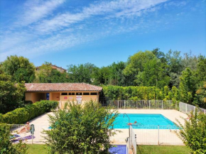 Appartement avec piscine dans la Venise Provençale
